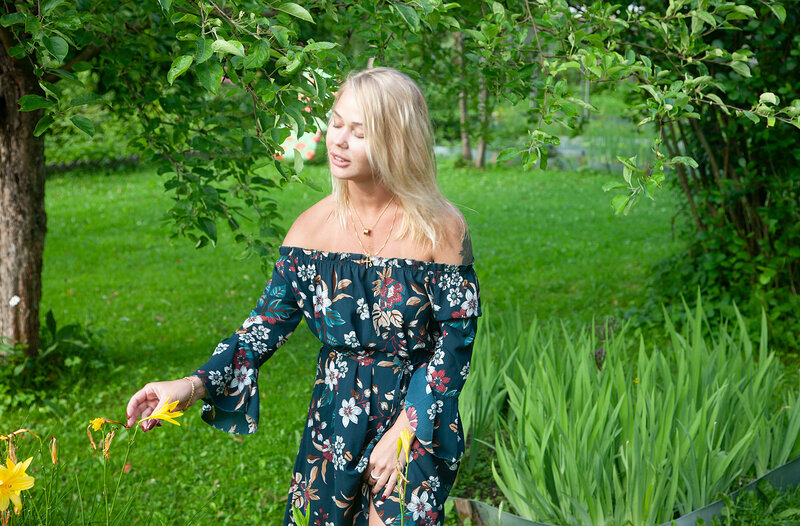 Людмила, 24